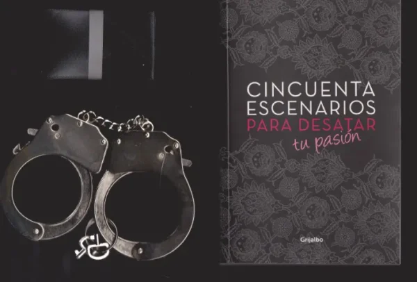 CINCUENTA ESCENARIOS PARA DESATAR TU PASIÓN. (INCLUYE LIBRO + ESPOSAS DE ACERO + VENDA PARA OJOS)