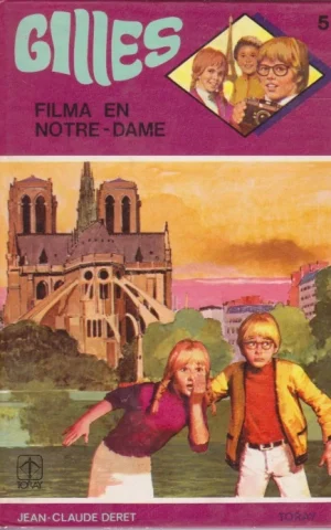 GILLES FILMA EN NOTRE-DAME. Nº5