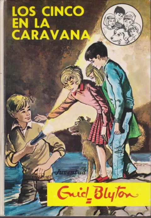 LOS CINCO EN LA CARAVANA